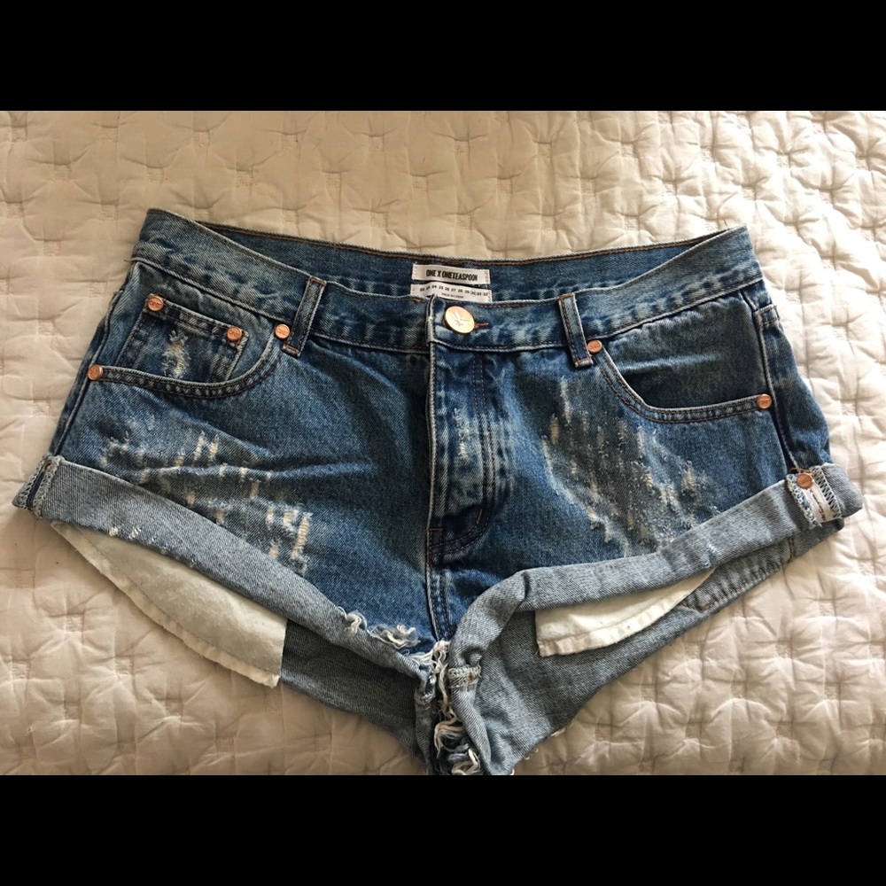 One Teaspoon Bandit shorts in Pacifica wash